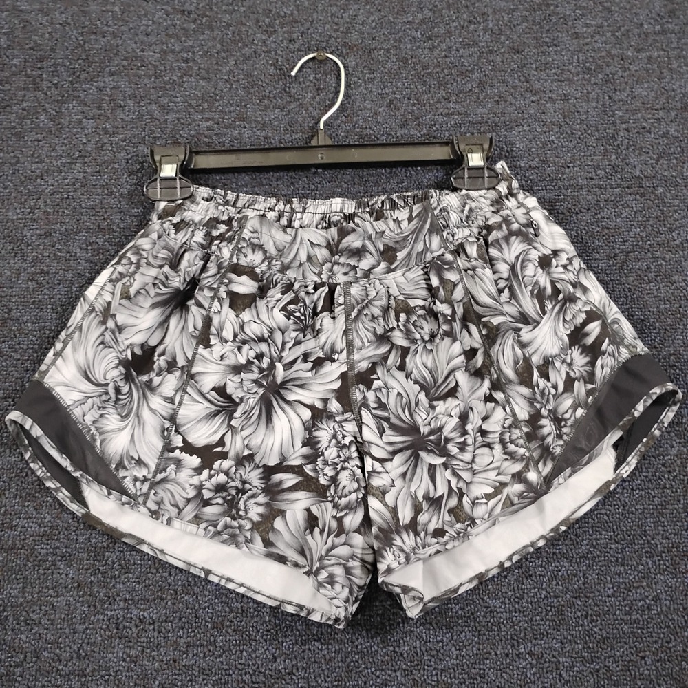 Lululemon Womens 8 Hotty Hot Low Rise Lined Shorts 4" Floral Athletic Running